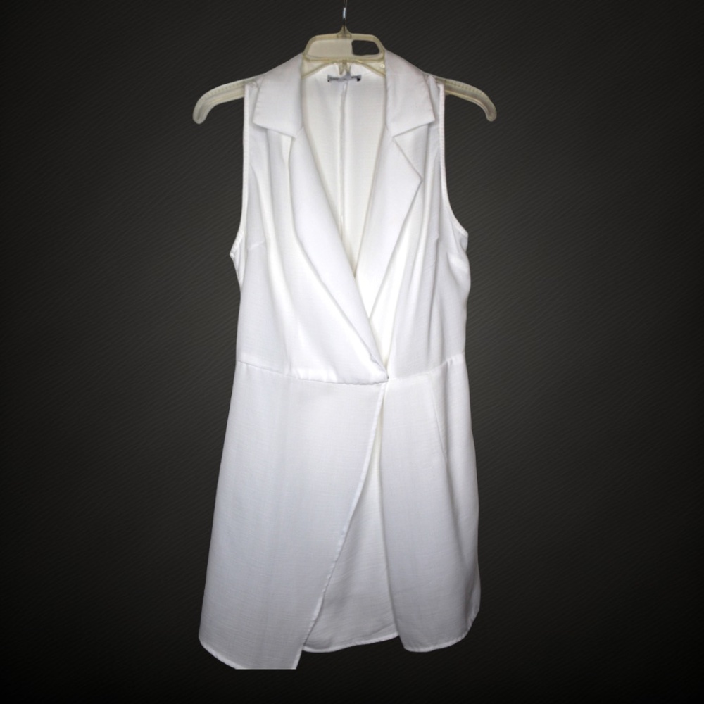 ⚪️WHITE CLASSY ROMPER (SKORT)⚪️